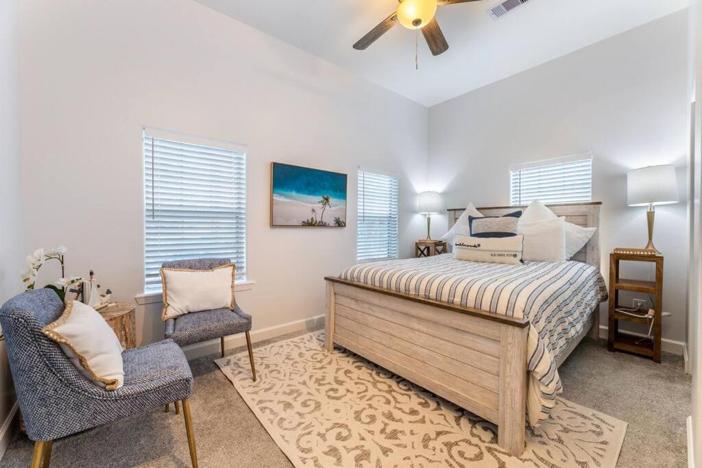 5/3 With A Heated Pool 2 Min From Beach, Updated Galveston Dış mekan fotoğraf